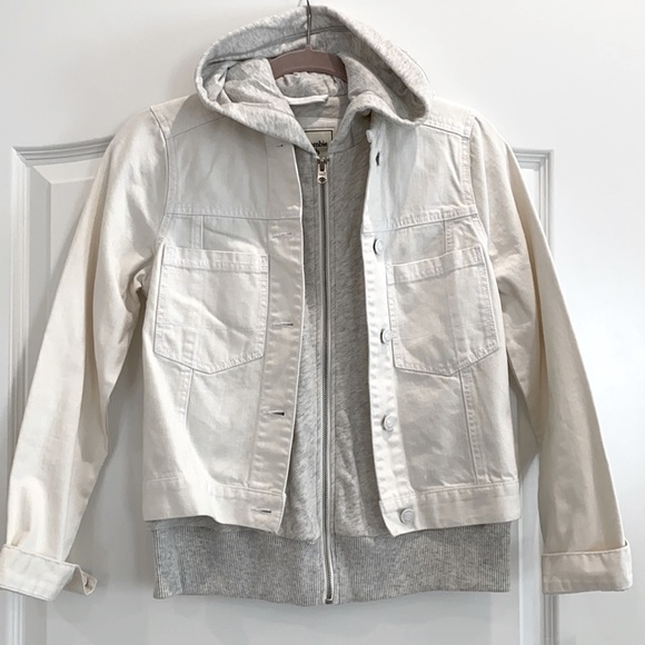 Abercrombie & Fitch Jackets & Blazers - Abercrombie and Fitch Hooded denim jacket